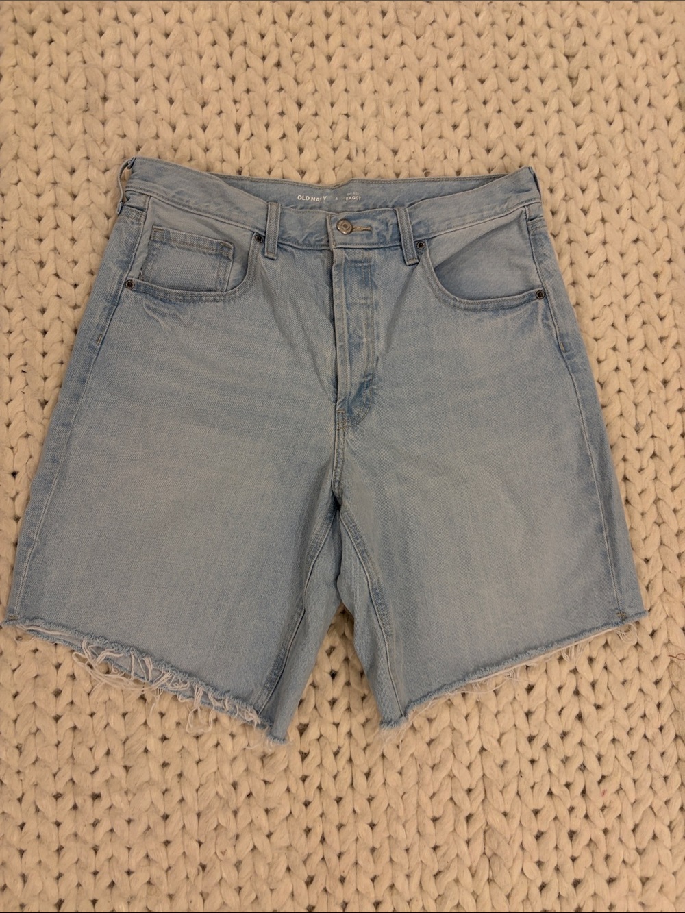 Old Navy Light Wash Mid Rise Baggy Denim  Shorts. Button Fly. 9” inseam.